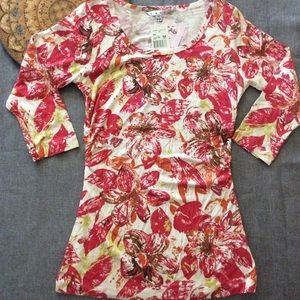 CAbi Splashy Floral Tee Style #886 NWT